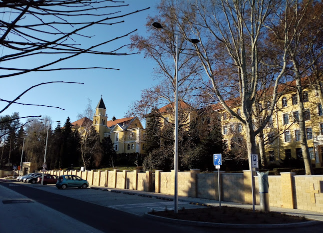 Notre Dame Női Kanonok és Tanítórend Mindszenty József Általános Iskolája és Gimnáziuma