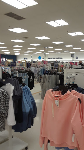 Department Store «Marshalls», reviews and photos, 1220 75th St, Downers Grove, IL 60516, USA