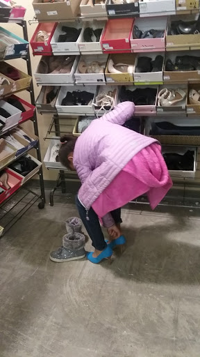 Shoe Store «DSW Designer Shoe Warehouse», reviews and photos, 1160 Broadway, Saugus, MA 01906, USA