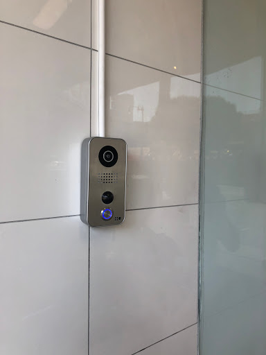 Locksmith «101 Locksmith Inc», reviews and photos, 19429 Kittridge St, Reseda, CA 91335, USA