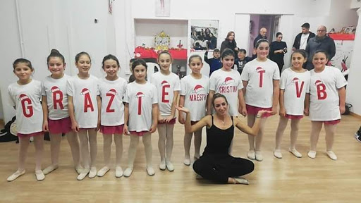 ArtVenue scuola di danza diretta da Cristina Pierno