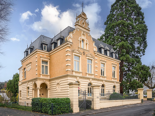 Dr. Marie-Louise Haan unter Bad Honnef, 