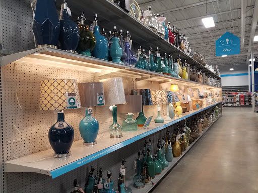 Home Goods Store «At Home», reviews and photos, 1072 W Mercury Blvd, Hampton, VA 23666, USA
