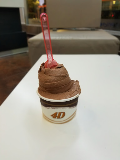 Ice Cream Shop «Gelateria 4D», reviews and photos, 670 Lincoln Rd Mall, Miami Beach, FL 33139, USA