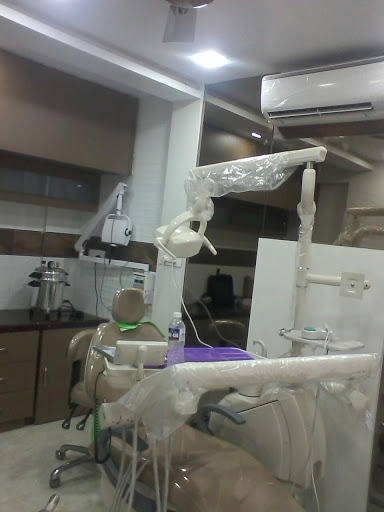 Hridaan Dental Care & Implant Centre
