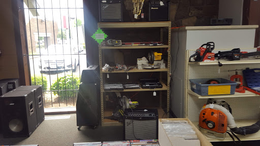 Pawn Shop «SILVER LINING JEWELRY AND LOAN GRESHAM», reviews and photos, 300 SE 181st Ave, Portland, OR 97233, USA