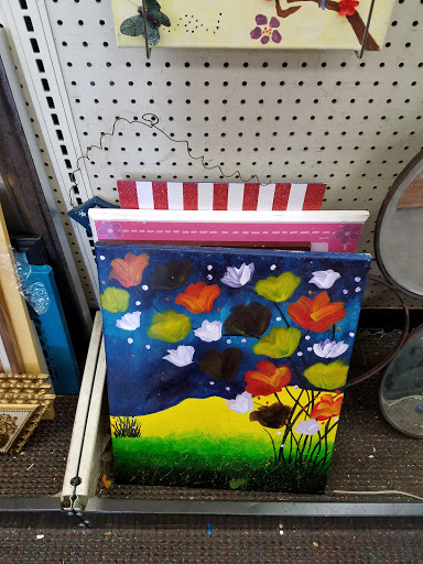 Thrift Store «Goodwill», reviews and photos, 26883 Bouquet Canyon Rd, Santa Clarita, CA 91350, USA