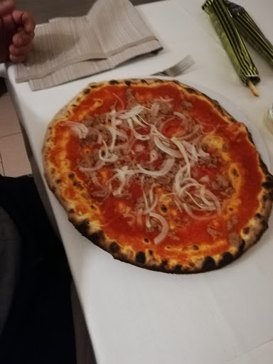Ristorante Pizzeria Alla Vecchia Fontana in Ponte San Pietro, Provincia di Bergamo