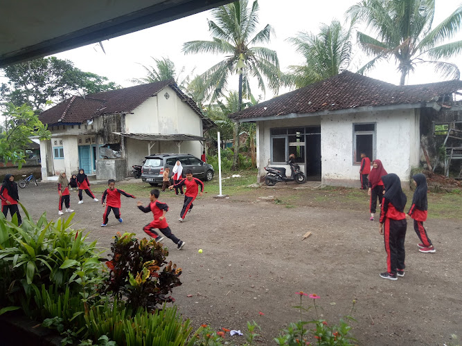 Batu Entek Sukarara Jonggat Loteng .T.Sabda Alam