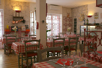 Atmosphère du Restaurant français Aux deux chefs à Nice - n°12