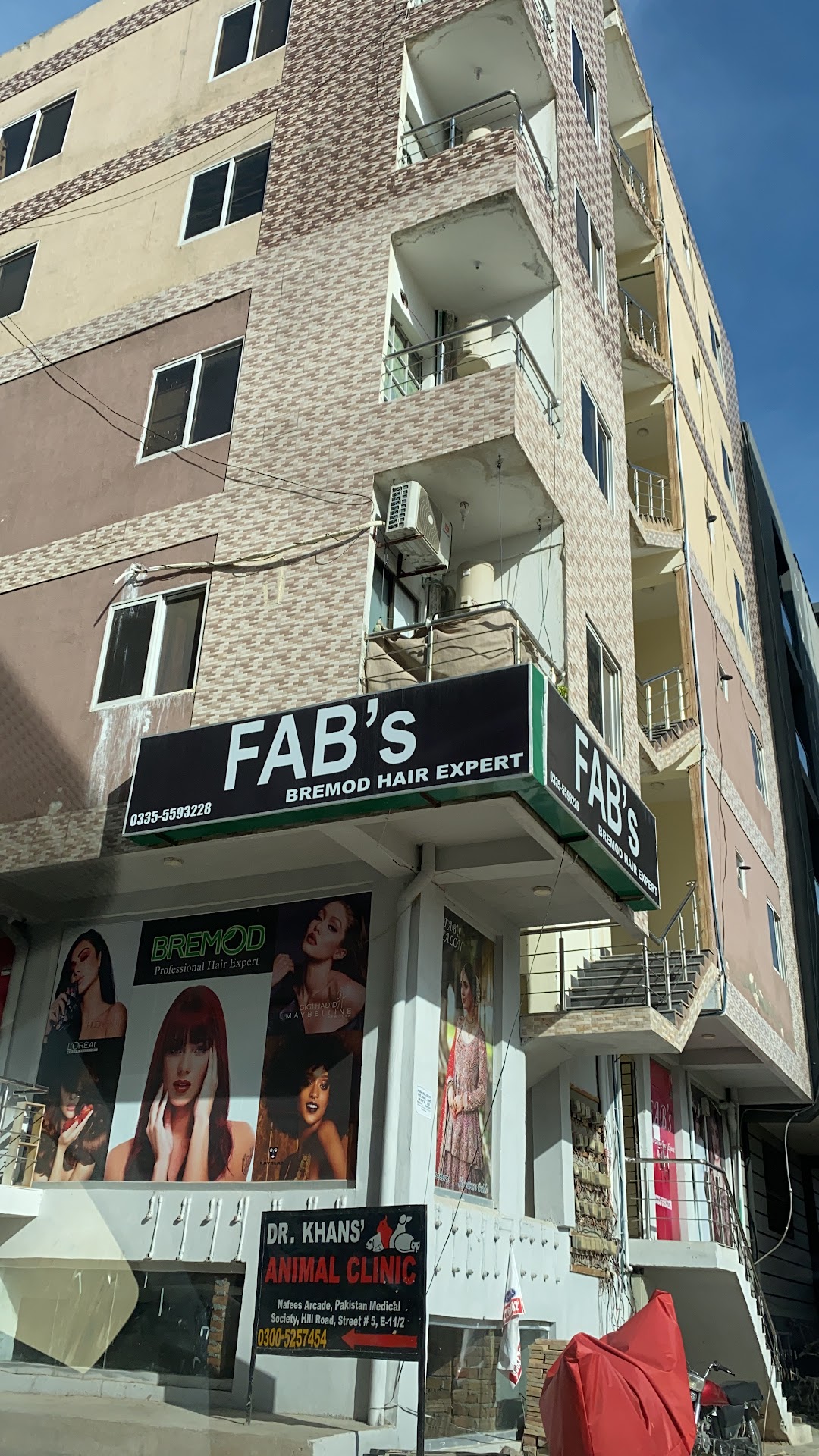 Fabs Beauty Saloon