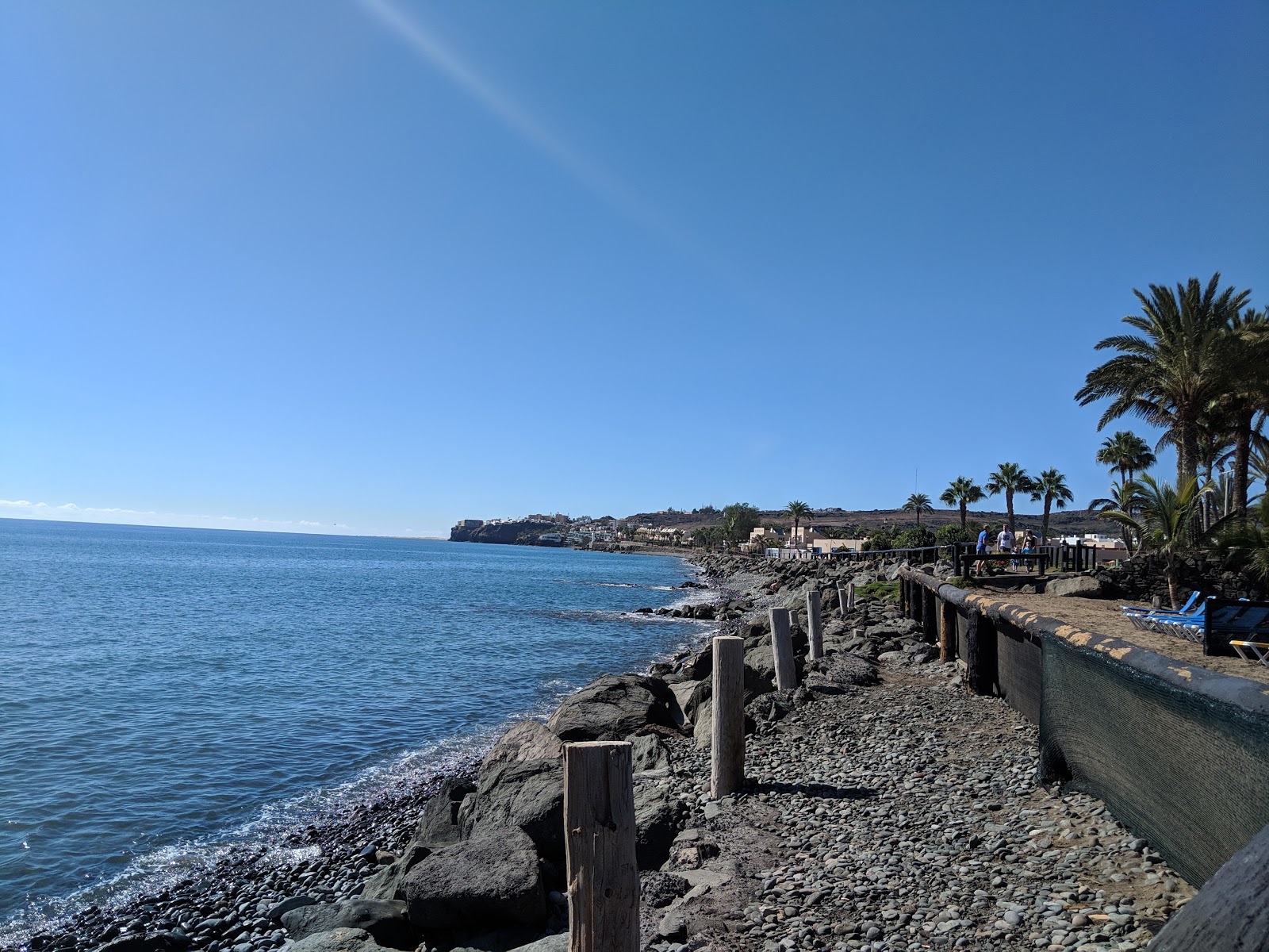 Foto von Playa de Tarajalillo mit grauer sand & kiesel Oberfläche
