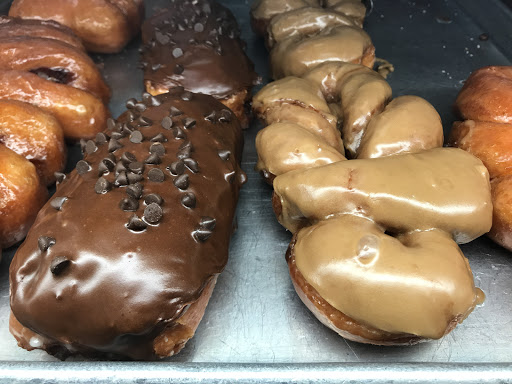 Donut Shop «Stevenson Donuts & Bakery», reviews and photos, 25814 Hemingway Ave, Stevenson Ranch, CA 91381, USA