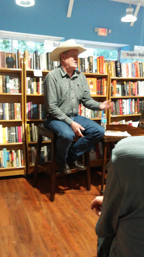 Book Store «Main Point Books», reviews and photos, 116 N Wayne Ave, Wayne, PA 19087, USA