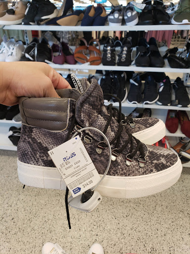 Clothing Store «Ross Dress for Less», reviews and photos, 21556 S Ellsworth Loop, Queen Creek, AZ 85142, USA