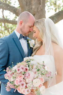 Lindsay Ott Photography - Photo 8 - Car repair in , Jackson