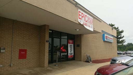 Tire Shop «Firestone Complete Auto Care», reviews and photos, F St, Joint Base Andrews, MD 20762, USA