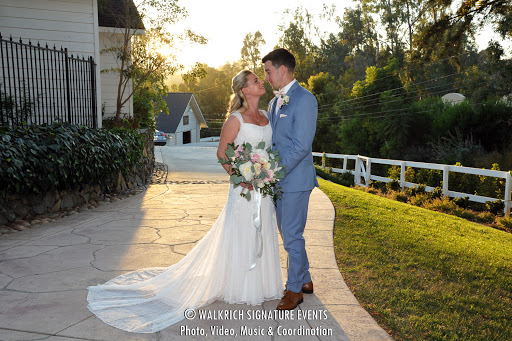 Walkrich Signature Events Photo, Video, DJ & Coordination image