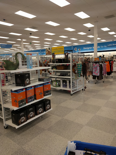 Clothing Store «Ross Dress for Less», reviews and photos, 700 County Rte 561, Voorhees Township, NJ 08043, USA
