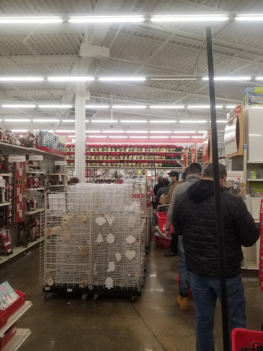 Shopping Mall «Tower Square», reviews and photos, Woodside Ave, Woodside, NY 11377, USA