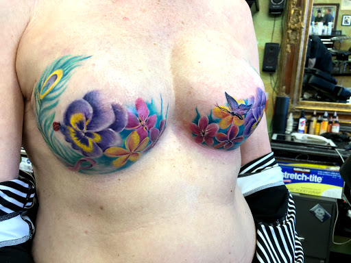 Tattoo Shop «Blue Collar Tattoo ™», reviews and photos, 2204 Newport Blvd, Costa Mesa, CA 92627, USA