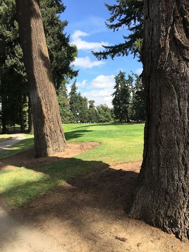 Country Club «Eugene Country Club», reviews and photos, 255 Country Club Rd, Eugene, OR 97401, USA