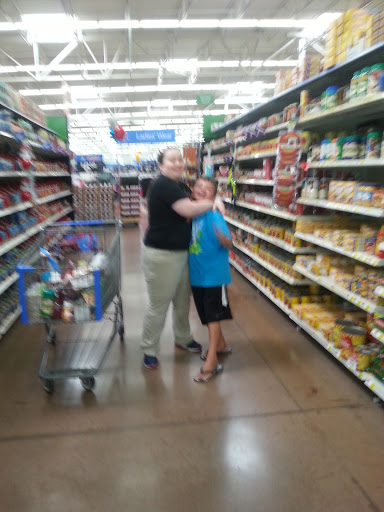 Department Store «Walmart Supercenter», reviews and photos, 201 Chamber Dr, Milford, OH 45150, USA