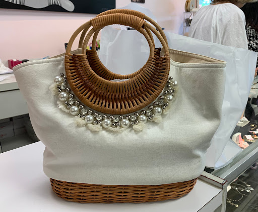 Consignment Shop «Twinkle Resale Boutique», reviews and photos, 100 Ridge Rd, Chadds Ford, PA 19317, USA