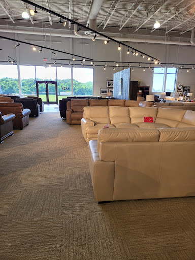 Shopping Mall «Furniture Row Shopping Center», reviews and photos, 1334 N Eastgate Ave, Springfield, MO 65802, USA