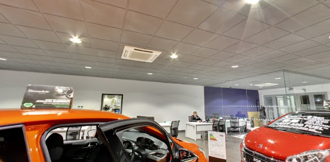 Comments and reviews of Park's Renault East Kilbride