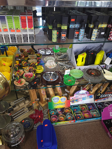 Tobacco Shop «GoodFellas Smoke Shop», reviews and photos, 1007 Caprice Dr, Castle Rock, CO 80109, USA