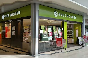 Yves Rocher image