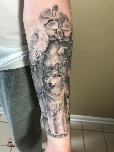 Tattoo Shop «Bullseye Tattoos», reviews and photos, 282 New Dorp Ln, Staten Island, NY 10306, USA