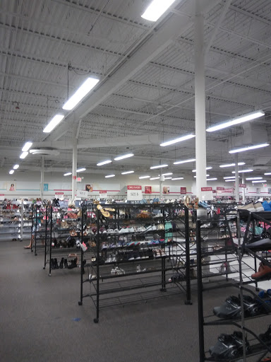Clothing Store «Burlington Coat Factory», reviews and photos, 321 Speen St, Natick, MA 01760, USA