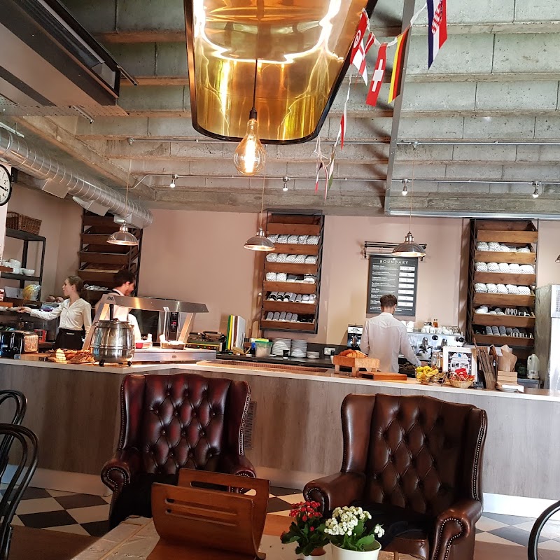 Boundary Coffeehouse Kitchen & Bar