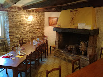 Atmosphère du Restaurant français Restaurant de La Calmette à Arvieu - n°5