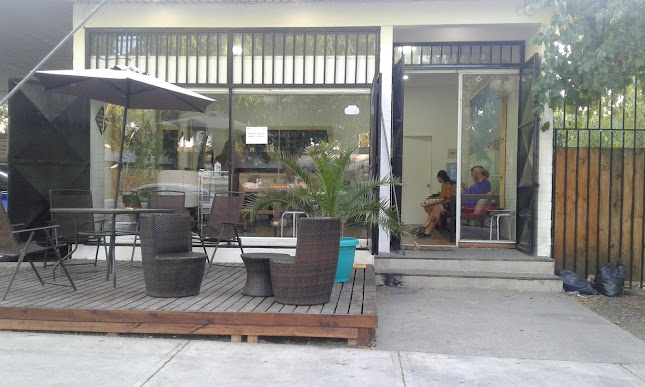 Bali / Estetica Integral & Barber Shop - San Bernardo