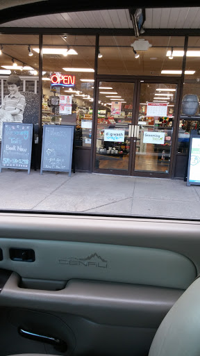 Shopping Mall «Route 6 Mall», reviews and photos, 650 Old Willow Ave, Honesdale, PA 18431, USA