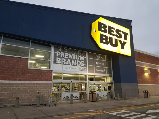 Electronics Store «Best Buy», reviews and photos, 675 US-1, Iselin, NJ 08830, USA