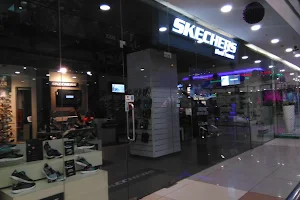 Skechers - Z- Square Mall, Kanpur image