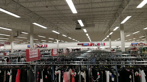 Clothing Store «Burlington Coat Factory», reviews and photos, 16590 N Fwy Service Rd, Conroe, TX 77384, USA
