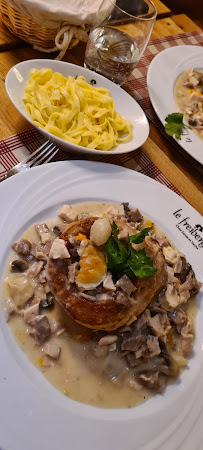 Sauce aux champignons du Restaurant de spécialités alsaciennes Winstub Le Freiberg Restaurant Obernai - n°19