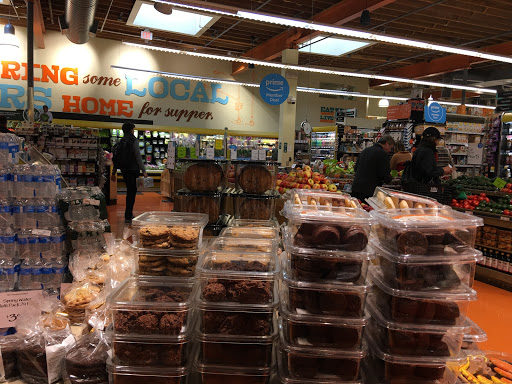Grocery Store «Whole Foods Market», reviews and photos, 1028 Beacon St, Brookline, MA 02446, USA
