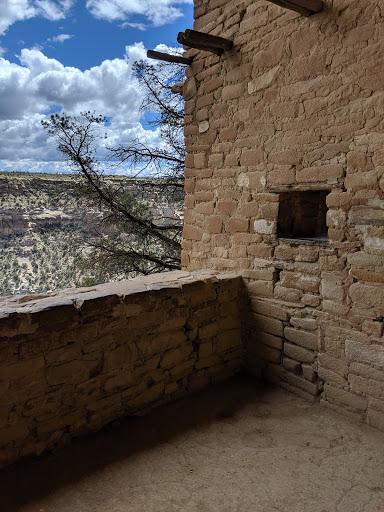 Park «Balcony House», reviews and photos