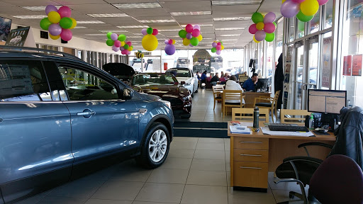 Car Dealer «Kunes Country Ford Stateline Superstore», reviews and photos, 104 IL-173, Antioch, IL 60002, USA