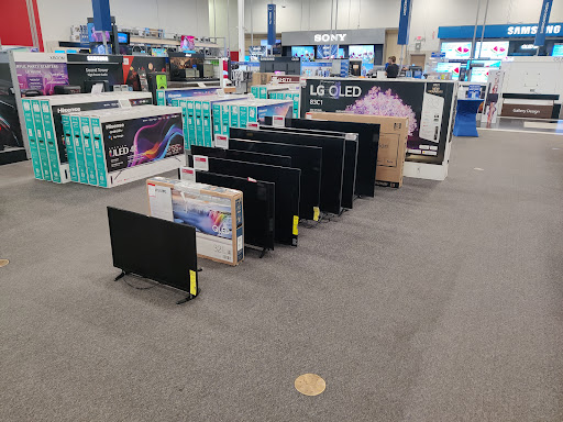 Electronics Store «Best Buy», reviews and photos, 4601 E Colonial Dr, Orlando, FL 32803, USA