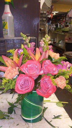 Florist «Hollywood Florist», reviews and photos, 1700 Stuyvesant Ave, Union, NJ 07083, USA