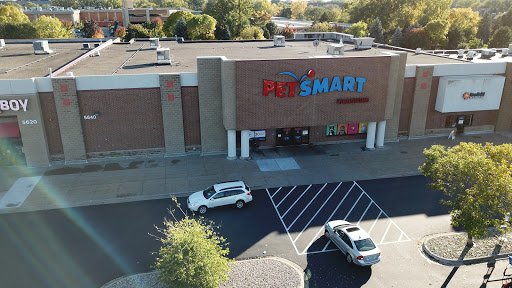 Pet Supply Store «PetSmart», reviews and photos, 5640 Cedar Lake Rd, Minneapolis, MN 55416, USA
