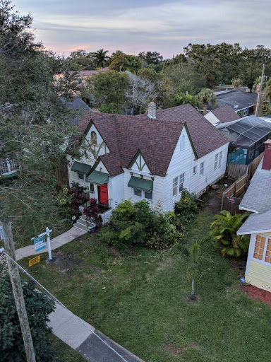 Roofing Contractor «Alvarez Home Repairs, LLC», reviews and photos, 13101 Automobile Blvd, Clearwater, FL 33762, USA