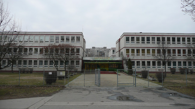 KONTYFA Általános Iskola és Gimnázium - Budapest